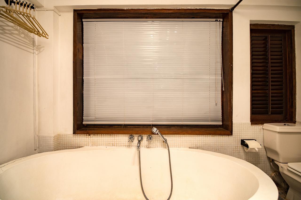 Waters Boutique Hotel By Spectrum Holiday GOA ภายนอก รูปภาพ